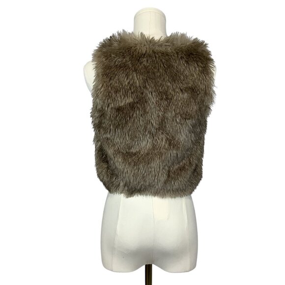 H&M: Label of Graded Goods Faux Fur Vest - Picture 2 of 5